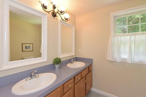 88 Milford St, Upton, MA 01568 photo 25