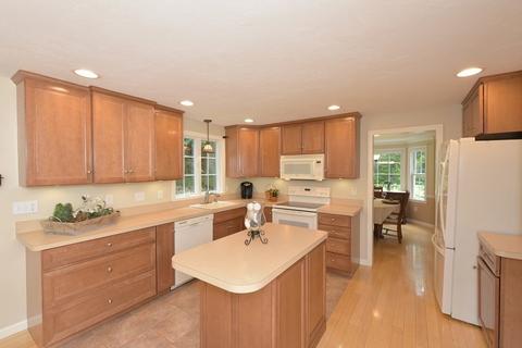 88 Milford St, Upton, MA 01568 photo 17