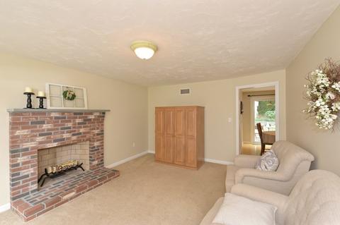 88 Milford St, Upton, MA 01568 photo 11