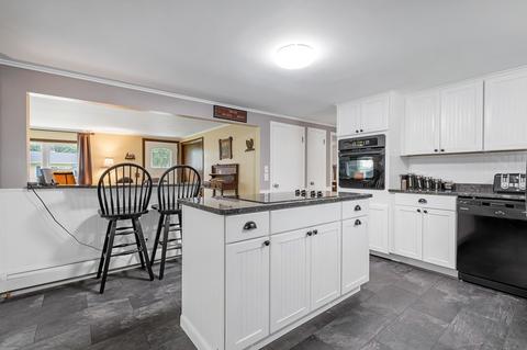 20 Nancy Dr, Webster, MA 01570 photo 8