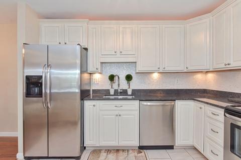 4700 N Main St #6J, Fall River, MA 02720 photo 6