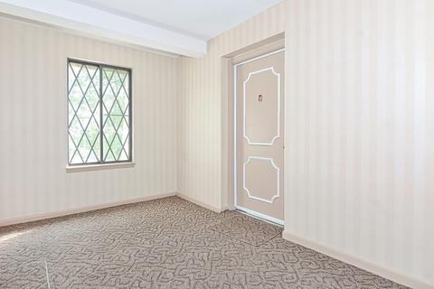 4700 N Main St #6J, Fall River, MA 02720 photo 21