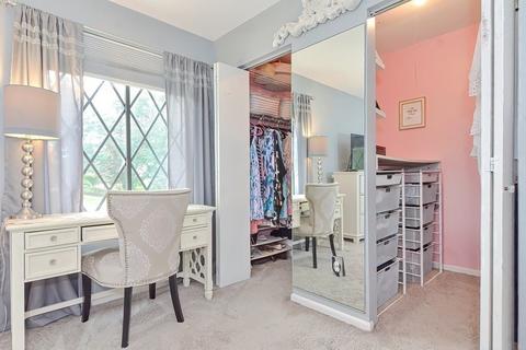 4700 N Main St #6J, Fall River, MA 02720 photo 18