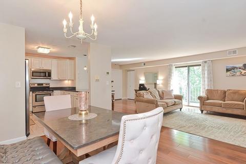 4700 N Main St #6J, Fall River, MA 02720 photo 8