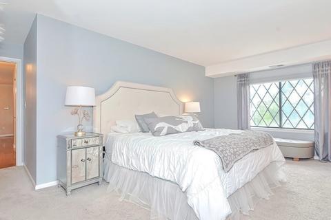 4700 N Main St #6J, Fall River, MA 02720 photo 16