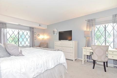 4700 N Main St #6J, Fall River, MA 02720 photo 17