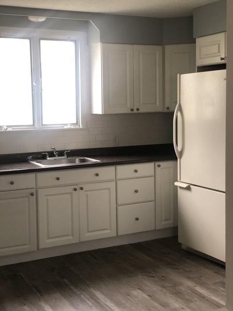 34 Malvey St, Fall River, MA 02720 photo 4