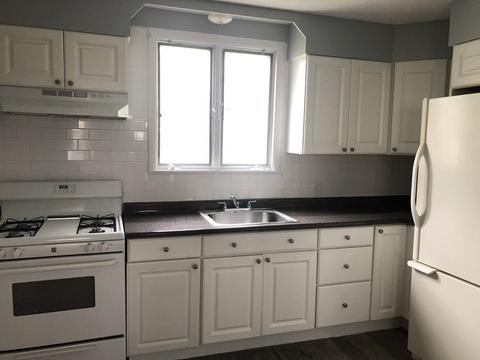 34 Malvey St, Fall River, MA 02720 photo 3