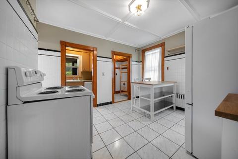 228 Eastern, Lynn, MA 01902 photo 13