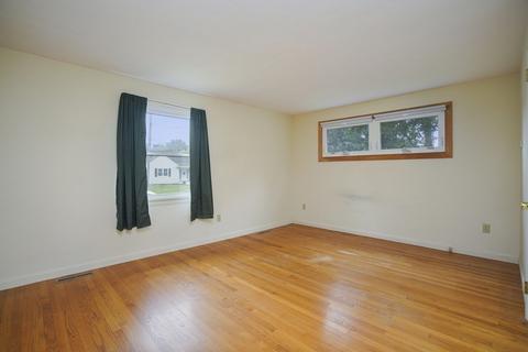 80 Harrow Rd, Springfield, MA 01118 photo 12