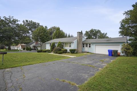 80 Harrow Rd, Springfield, MA 01118 photo 2