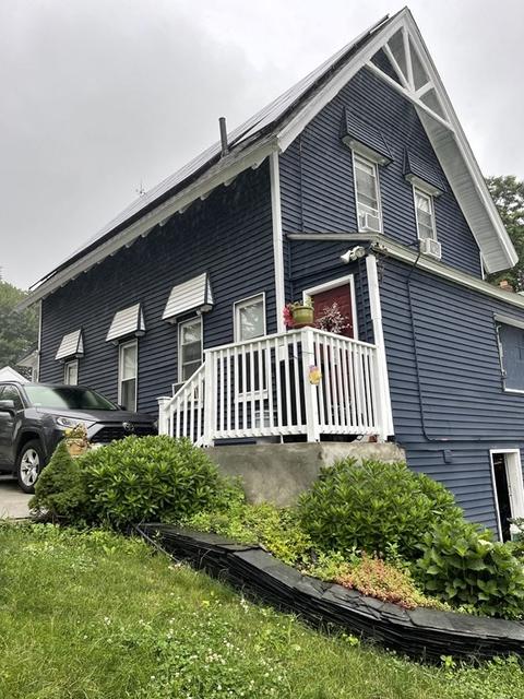 16 Bluff St, Worcester, MA 01610 photo 1