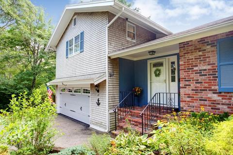 21 Catskill Rd, Bourne, MA 02532 photo 3