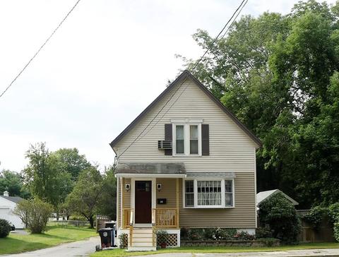 488 Temple St, Whitman, MA 02382 photo 1