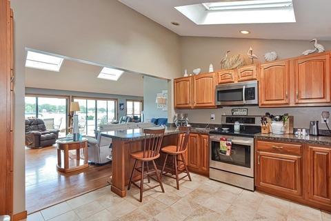 39 Point Pleasant Rd, Webster, MA 01570 photo 5