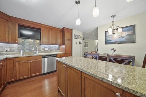 21 Pine St #G, Canton, MA 02021 photo 13