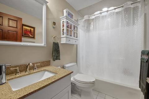 21 Pine St #G, Canton, MA 02021 photo 23