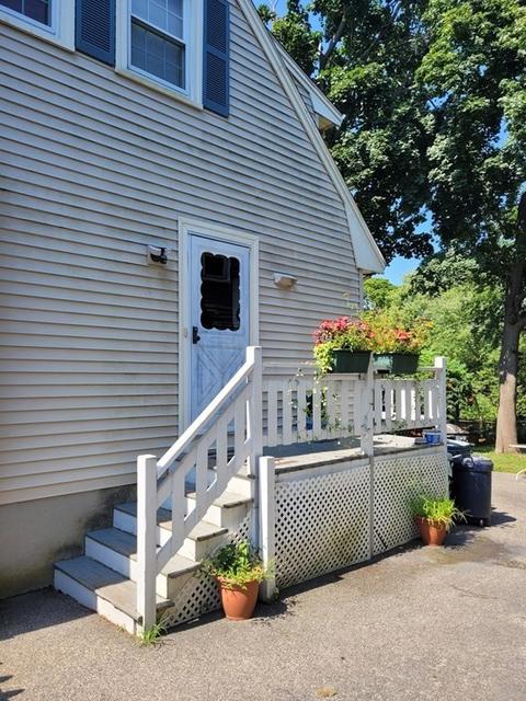 110 Hale St, Beverly, MA 01915 photo 2