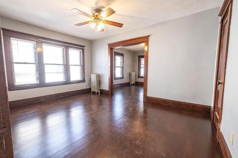 14 Eldridge St, Springfield, MA 01108 photo 3