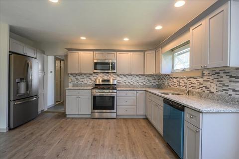 18 Sippican Rd, Wareham, MA 02571 photo 12