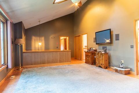 122 Bacon Rd, Ware, MA 01082 photo 15