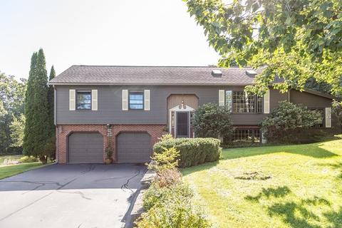 122 Bacon Rd, Ware, MA 01082 photo 1