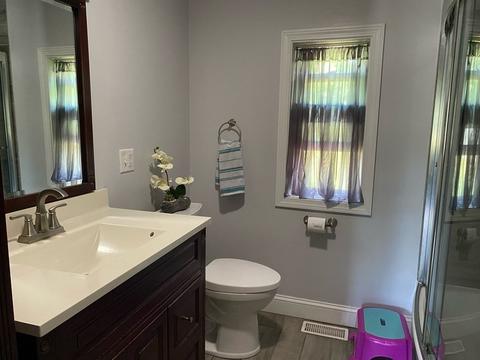 703 Meridian St, Fall River, MA 02720 photo 17