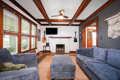 25 Meredith St, Springfield, MA 01108 photo 5