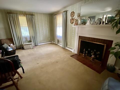 109 Sylvan St, Danvers, MA 01923 photo 5