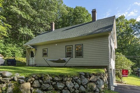 28 Proctor St, Ashburnham, MA 01430 photo 6