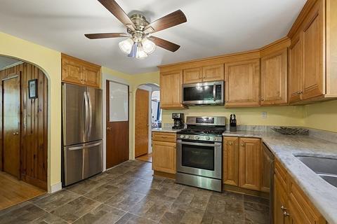28 Proctor St, Ashburnham, MA 01430 photo 13