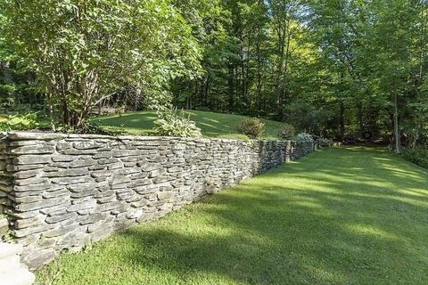 28 Proctor St, Ashburnham, MA 01430 photo 4