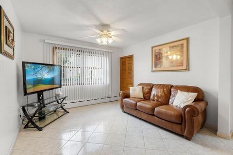 21 Summer St, Gloucester, MA 01930 photo 6
