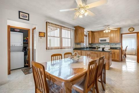 21 Summer St, Gloucester, MA 01930 photo 5