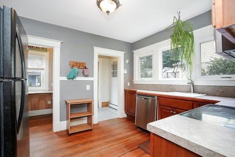 70 Brunswick St, Springfield, MA 01108 photo 6