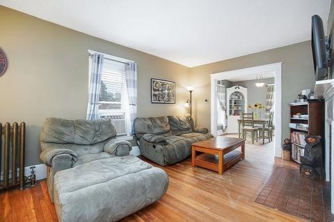 70 Brunswick St, Springfield, MA 01108 photo 8