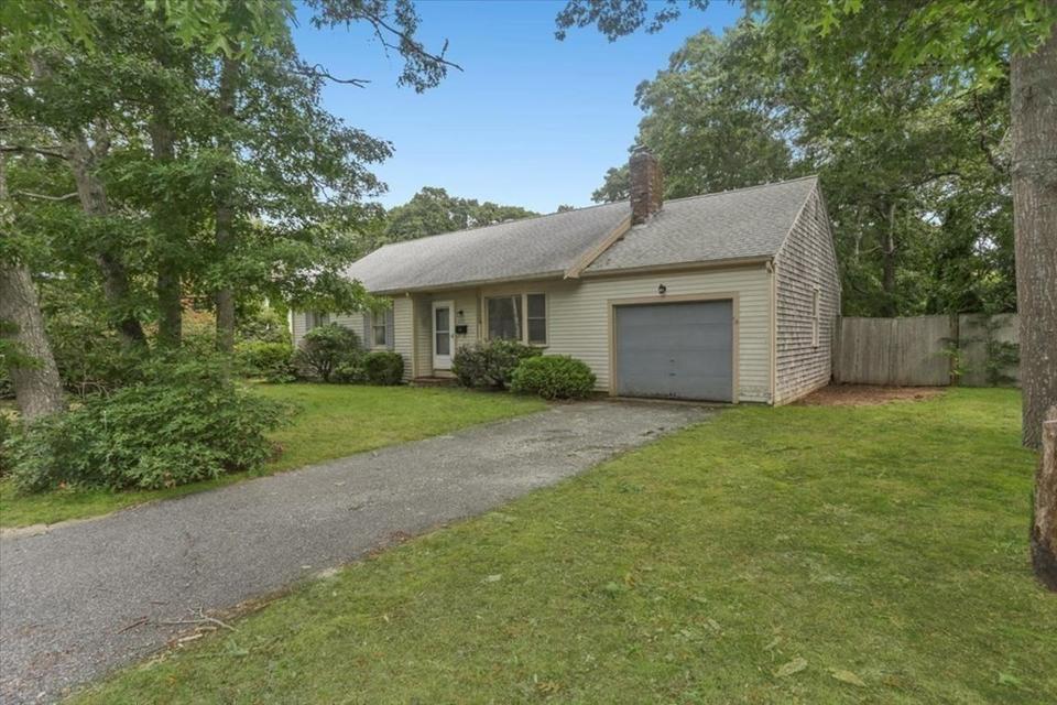 223 Teaticket Path, Falmouth, MA 02536 22 Photos MLS 72890327 Movoto