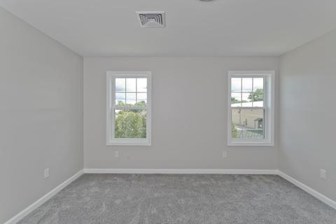 90 Arnold Ave, Springfield, MA 01119 photo 17