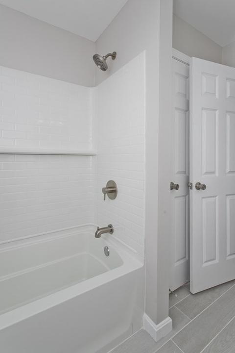 90 Arnold Ave, Springfield, MA 01119 photo 13