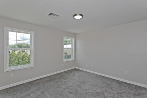 90 Arnold Ave, Springfield, MA 01119 photo 16