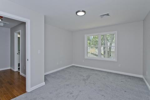90 Arnold Ave, Springfield, MA 01119 photo 10
