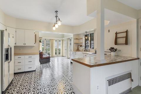 111 Cherry St, Gardner, MA 01440 photo 5
