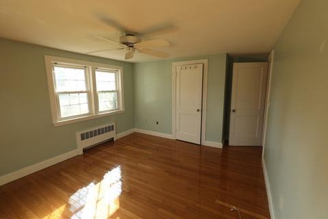 19 Spear Ave, Walpole, MA 02081 photo 5