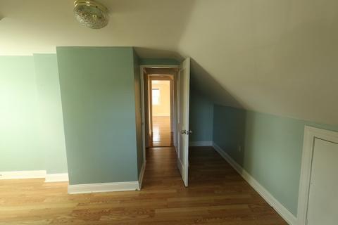 19 Spear Ave, Walpole, MA 02081 photo 9