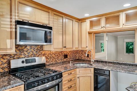 2 Deer Path #1, Maynard, MA 01754 photo 4