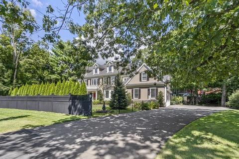 8 Great Plain Ave, Wellesley, MA 02482 photo 2
