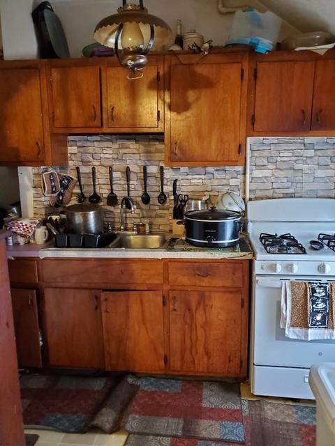 227 Warren St, Fall River, MA 02721 photo 13