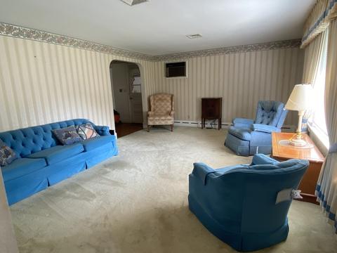 72 Sunset Dr, Raynham, MA 02767 photo 3