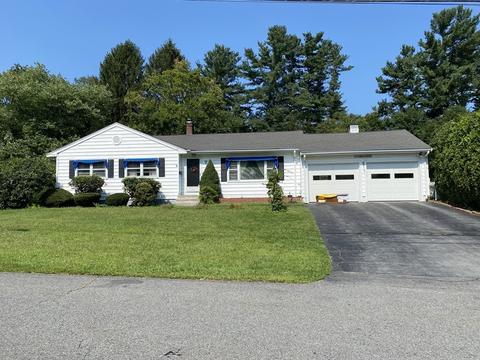 72 Sunset Dr, Raynham, MA 02767 photo 1
