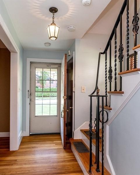 855 Dickinson St, Springfield, MA 01108 photo 3